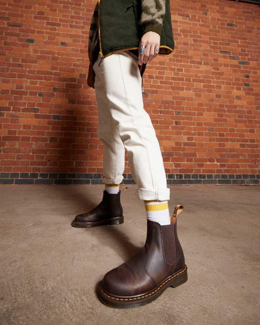 Dr Martens 2976 Yellow Stitch Crazy Horse Leather Chelsea Stiefeletten Herren Dunkelbraun | 038964-MNL