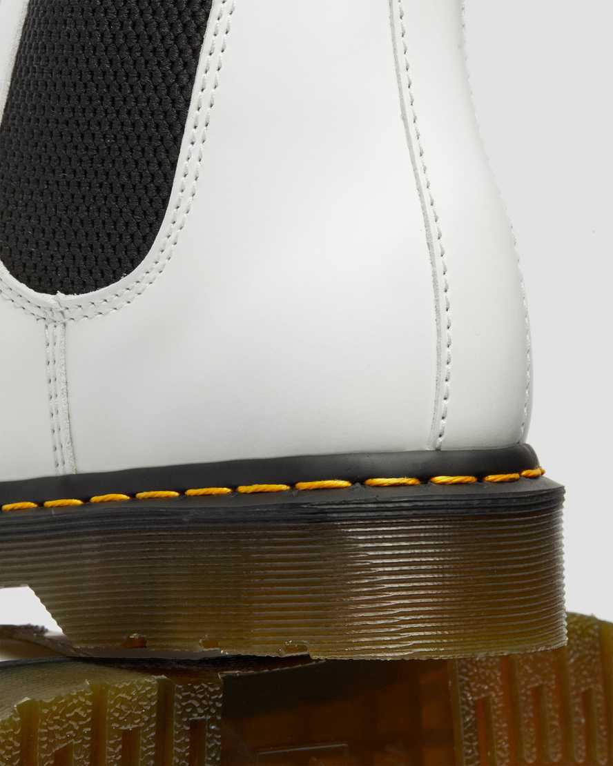 Dr Martens 2976 Yellow Stitch Smooth Leather Chelsea Stiefel Damen Weiß | 251467-DHN