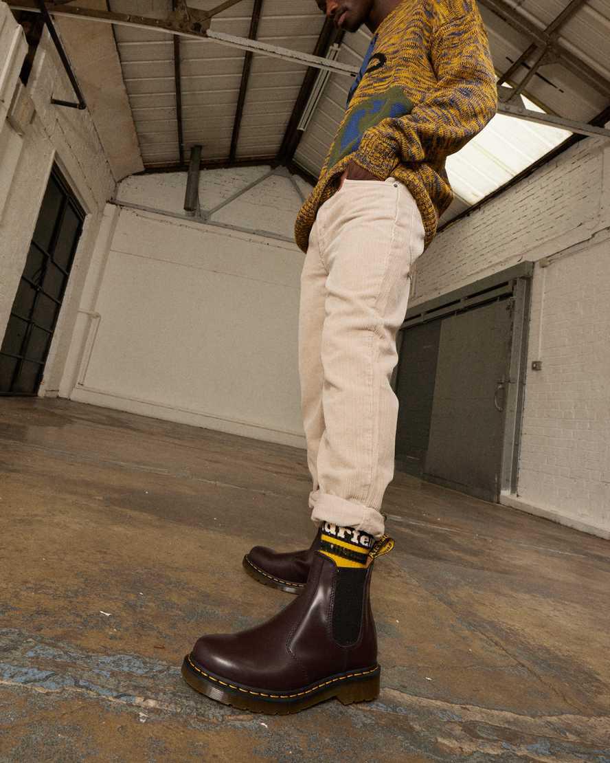 Dr Martens 2976 Yellow Stitch Smooth Leather Chelsea Stiefeletten Herren Bordeaux | 415830-YJD